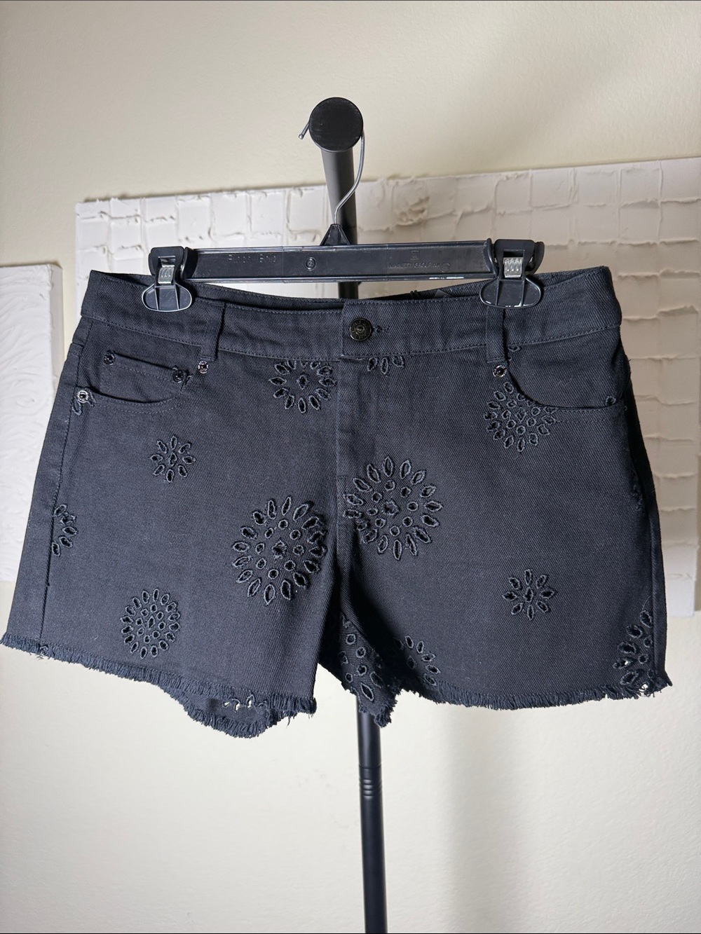 The Kooples NWT Black Eyelet Embroidered Denim Shorts Size 2 ($185 Retail)
